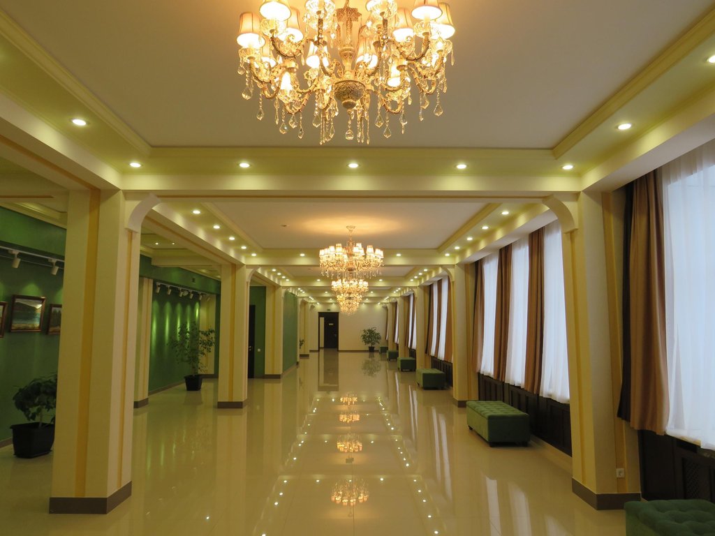 галерка фое.jpg галерка фое.jpg