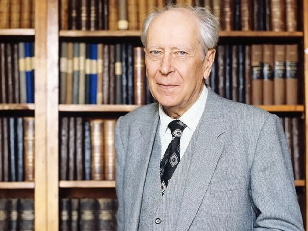 лихачев.jpg лихачев.jpg