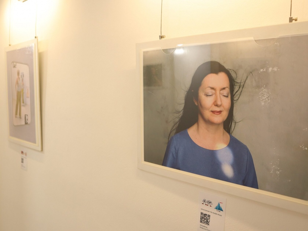 гороскоп выставка.jpg