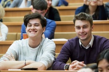 Россия переходит на трехступенчатую схему образования