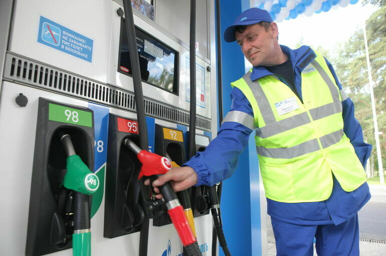 В Омске значительно выросли цены на бензин и дизель
