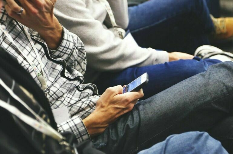 Омичу грозит суд за сообщение о ложном минировании аэропорта