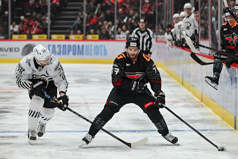 Омский «Авангард» одержал победу в матче с «Трактором» 