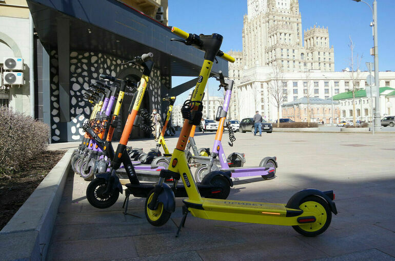 В Омске будут судить водителя скутера