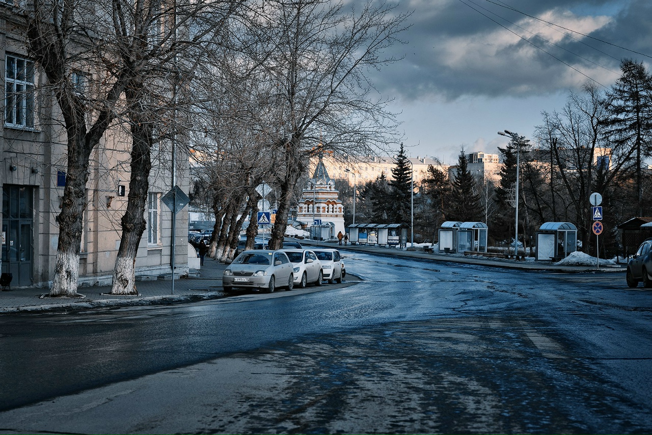 В Омске идет ремонт дорог